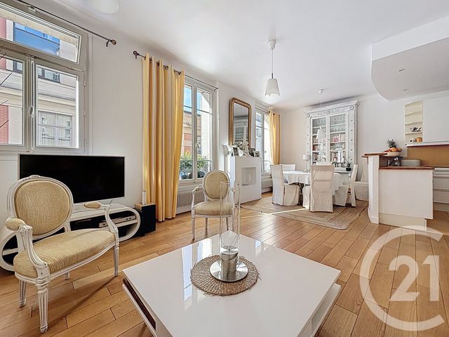 Appartement F5 à vendre - 5 pièces - 109.98 m2 - BOULOGNE BILLANCOURT - 92 - ILE-DE-FRANCE - Century 21 Agence Jaurès