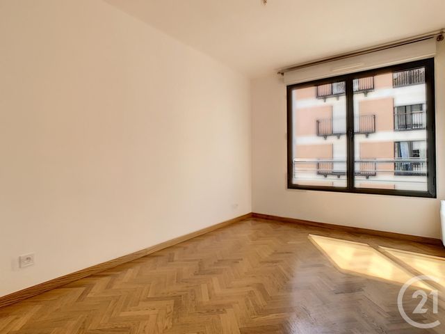 Afficher la photo en grand Appartement T3 à louer - 3 pièces - 71.6 m2 - BOULOGNE BILLANCOURT - 92 - ILE-DE-FRANCE - Century 21 Agence Jaurès
