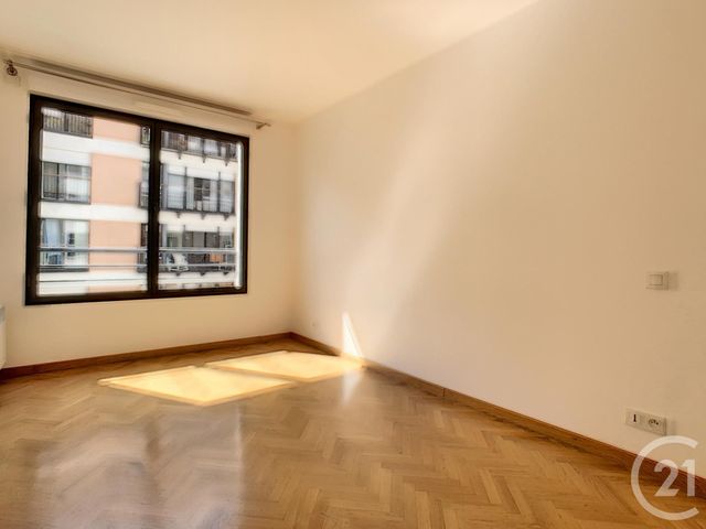 Afficher la photo en grand Appartement T3 à louer - 3 pièces - 71.6 m2 - BOULOGNE BILLANCOURT - 92 - ILE-DE-FRANCE - Century 21 Agence Jaurès