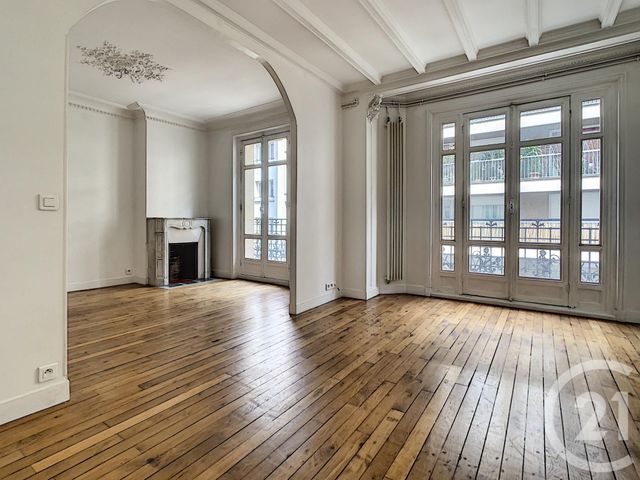 Afficher la photo en grand Appartement F3 à louer - 3 pièces - 63.74 m2 - PARIS - 75015 - ILE-DE-FRANCE - Century 21 Agence Jaurès