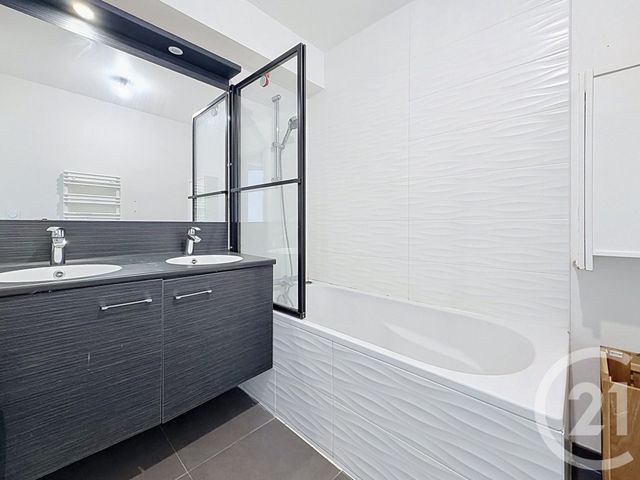 Appartement à vendre - 3 pièces - 65.0 m2 - BOULOGNE BILLANCOURT - 92 - ILE-DE-FRANCE - Century 21 Agence Jaurès