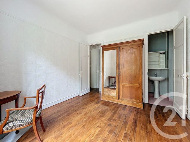 Appartement F5 à vendre - 5 pièces - 148.13 m2 - PARIS - 75016 - ILE-DE-FRANCE - Century 21 Agence Jaurès