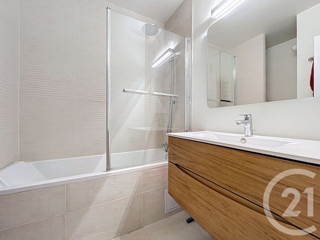 Appartement F3 à vendre - 3 pièces - 67.27 m2 - BOULOGNE BILLANCOURT - 92 - ILE-DE-FRANCE - Century 21 Agence Jaurès