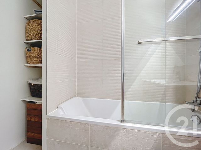 Appartement F3 à vendre - 3 pièces - 67.27 m2 - BOULOGNE BILLANCOURT - 92 - ILE-DE-FRANCE - Century 21 Agence Jaurès