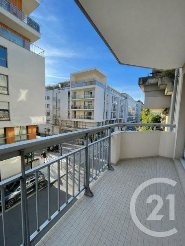 Appartement F2 à vendre - 2 pièces - 51.78 m2 - BOULOGNE BILLANCOURT - 92 - ILE-DE-FRANCE - Century 21 Agence Jaurès