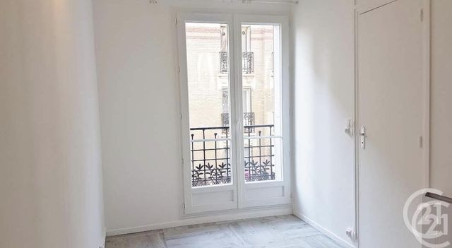 Afficher la photo en grand Appartement Studio à vendre - 1 pièce - 12.03 m2 - PARIS - 75015 - ILE-DE-FRANCE - Century 21 Agence Jaurès