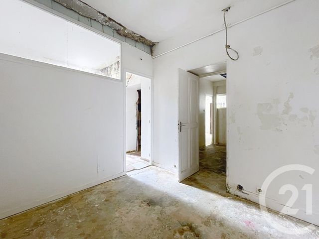 Afficher la photo en grand Appartement Local à vendre - 5 pièces - 79.45 m2 - MEUDON - 92 - ILE-DE-FRANCE - Century 21 Agence Jaurès