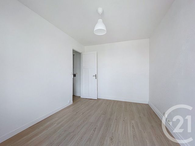 Afficher la photo en grand Appartement Studio à vendre - 1 pièce - 22.27 m2 - BOULOGNE BILLANCOURT - 92 - ILE-DE-FRANCE - Century 21 Agence Jaurès