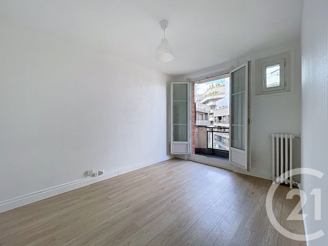 Afficher la photo en grand Appartement Studio à vendre - 1 pièce - 22.27 m2 - BOULOGNE BILLANCOURT - 92 - ILE-DE-FRANCE - Century 21 Agence Jaurès