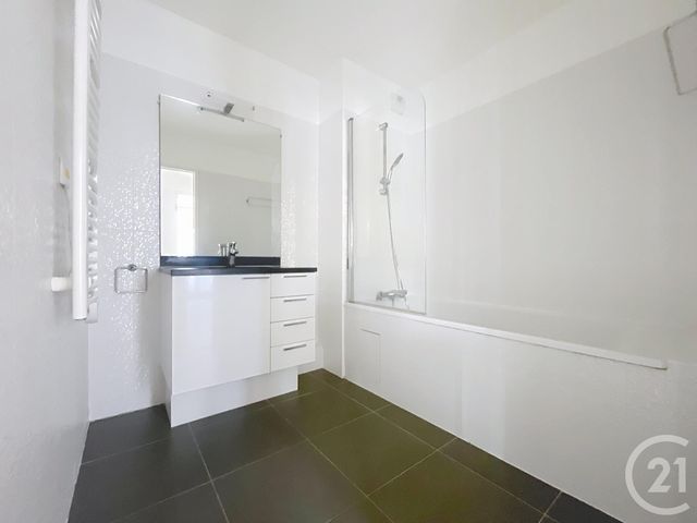 Appartement F2 à vendre - 3 pièces - 59.14 m2 - BOULOGNE BILLANCOURT - 92 - ILE-DE-FRANCE - Century 21 Agence Jaurès