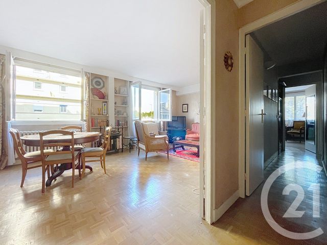 Afficher la photo en grand Appartement F4 à vendre - 4 pièces - 82.0 m2 - BOULOGNE BILLANCOURT - 92 - ILE-DE-FRANCE - Century 21 Agence Jaurès