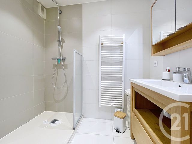 Appartement F6 à vendre - 6 pièces - 116.08 m2 - SURESNES - 92 - ILE-DE-FRANCE - Century 21 Agence Jaurès