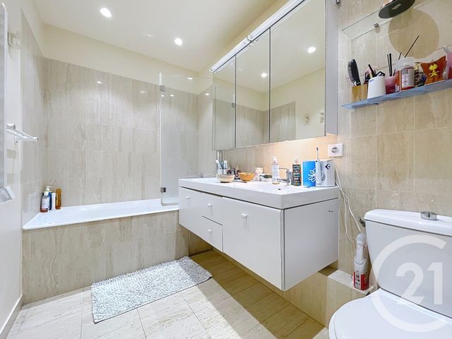 Appartement F6 à vendre - 6 pièces - 116.08 m2 - SURESNES - 92 - ILE-DE-FRANCE - Century 21 Agence Jaurès