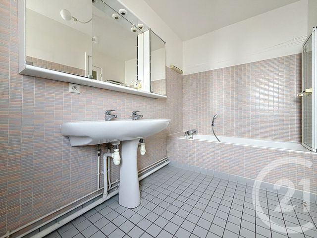 Appartement F4 à vendre - 4 pièces - 102.11 m2 - BOULOGNE BILLANCOURT - 92 - ILE-DE-FRANCE - Century 21 Agence Jaurès