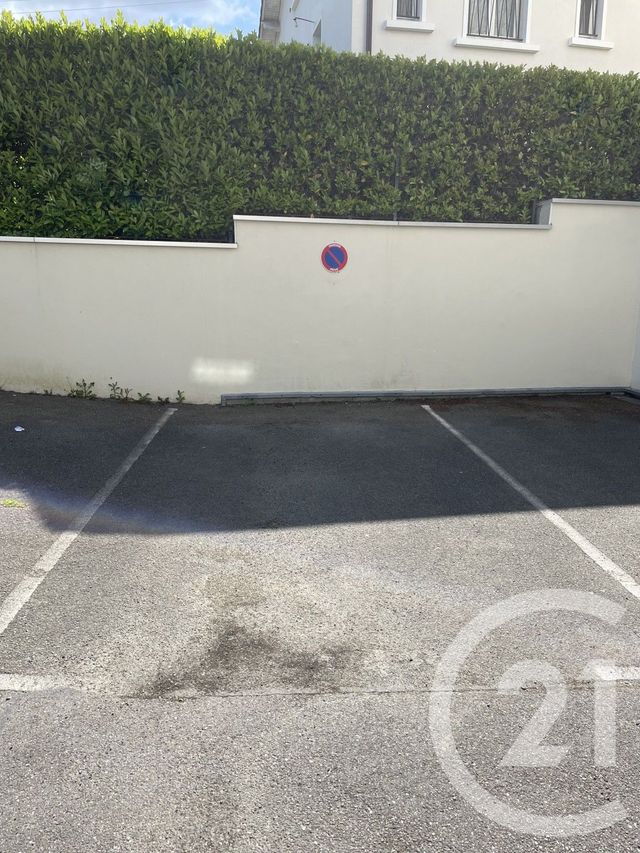 parking - ST CYR L ECOLE - 78