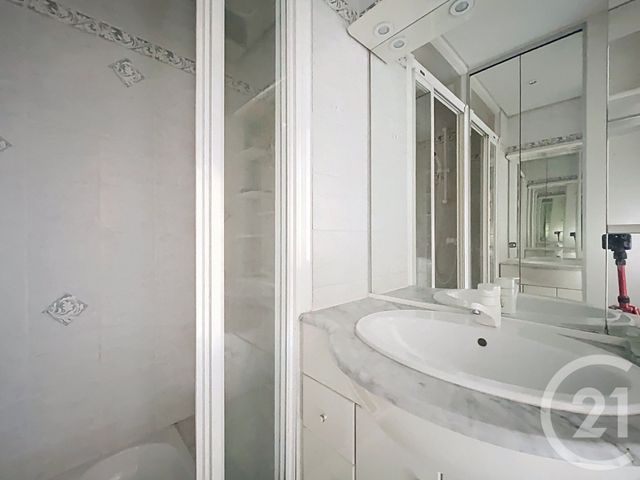 Appartement F3 à vendre - 3 pièces - 53.0 m2 - BOULOGNE BILLANCOURT - 92 - ILE-DE-FRANCE - Century 21 Agence Jaurès