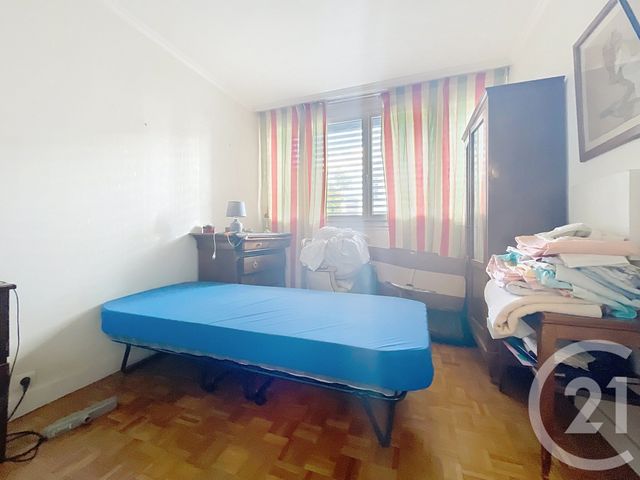 Afficher la photo en grand Appartement F3 à vendre - 3 pièces - 60.0 m2 - BOULOGNE BILLANCOURT - 92 - ILE-DE-FRANCE - Century 21 Agence Jaurès