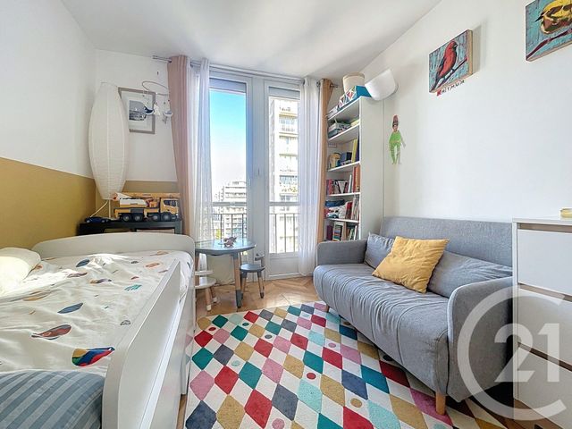 Afficher la photo en grand Appartement F4 à vendre - 5 pièces - 89.46 m2 - BOULOGNE BILLANCOURT - 92 - ILE-DE-FRANCE - Century 21 Agence Jaurès