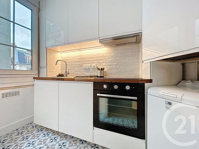 Afficher la photo en grand Appartement T2 à louer - 2 pièces - 32.77 m2 - PARIS - 75012 - ILE-DE-FRANCE - Century 21 Agence Jaurès