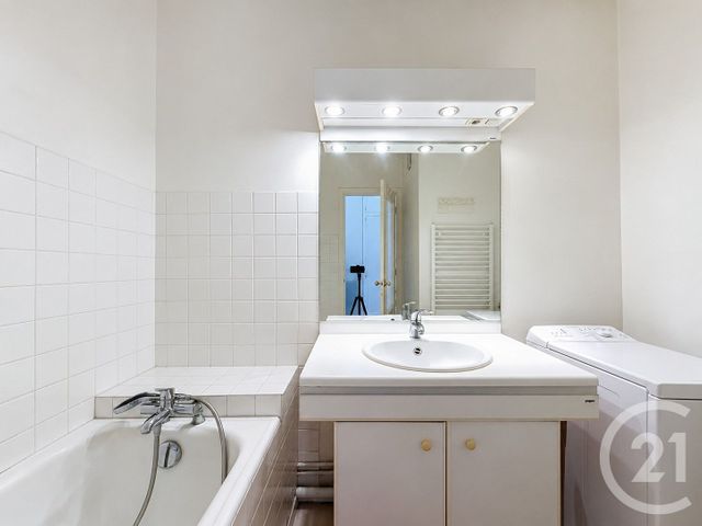 Appartement F3 à vendre - 3 pièces - 68.61 m2 - BOULOGNE BILLANCOURT - 92 - ILE-DE-FRANCE - Century 21 Agence Jaurès