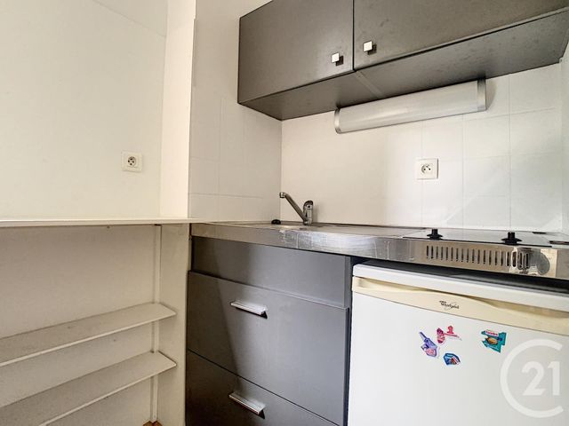 Appartement Studio à louer - 1 pièce - 21.03 m2 - VANVES - 92 - ILE-DE-FRANCE - Century 21 Agence Jaurès