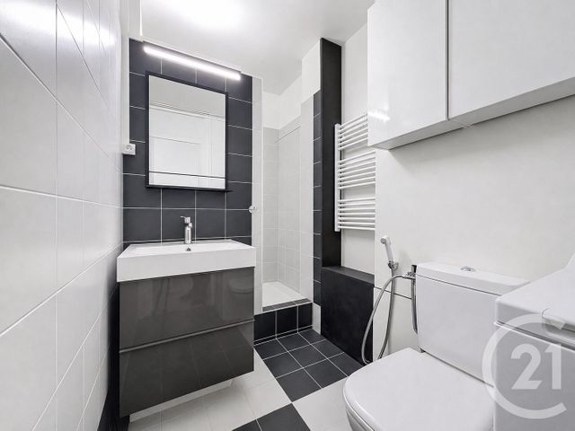 Appartement F3 à vendre - 3 pièces - 52.57 m2 - BOULOGNE BILLANCOURT - 92 - ILE-DE-FRANCE - Century 21 Agence Jaurès