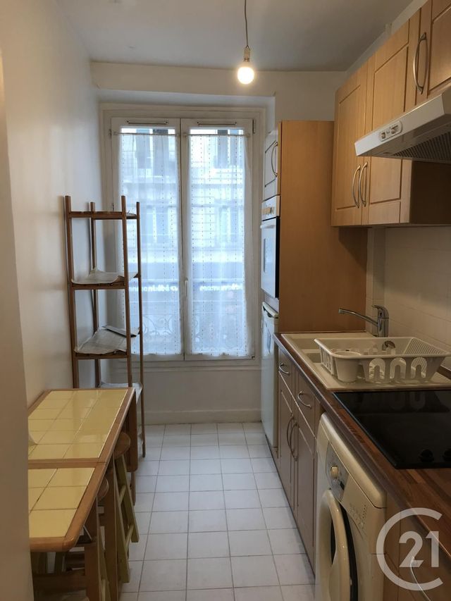 Appartement T2 à louer - 2 pièces - 42.81 m2 - MONTROUGE - 92 - ILE-DE-FRANCE - Century 21 Agence Jaurès
