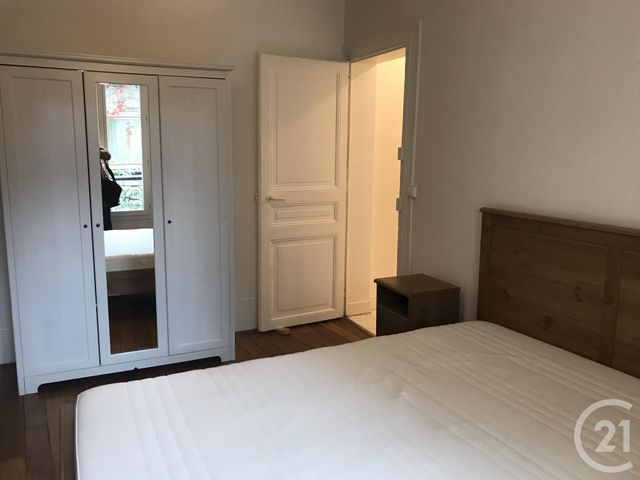 Appartement T2 à louer - 2 pièces - 42.81 m2 - MONTROUGE - 92 - ILE-DE-FRANCE - Century 21 Agence Jaurès