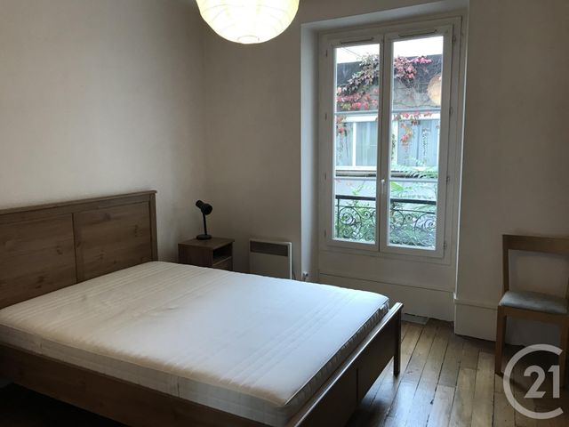 Appartement T2 à louer - 2 pièces - 42.81 m2 - MONTROUGE - 92 - ILE-DE-FRANCE - Century 21 Agence Jaurès