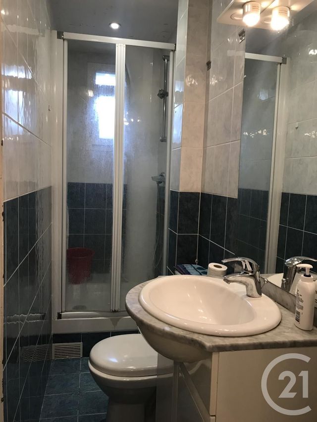 Appartement T2 à louer - 2 pièces - 42.81 m2 - MONTROUGE - 92 - ILE-DE-FRANCE - Century 21 Agence Jaurès