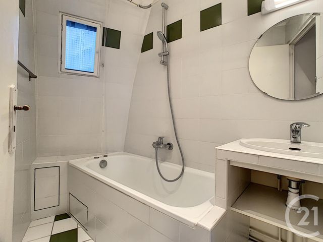 Appartement Duplex à louer - 3 pièces - 79.63 m2 - PARIS - 75015 - ILE-DE-FRANCE - Century 21 Agence Jaurès