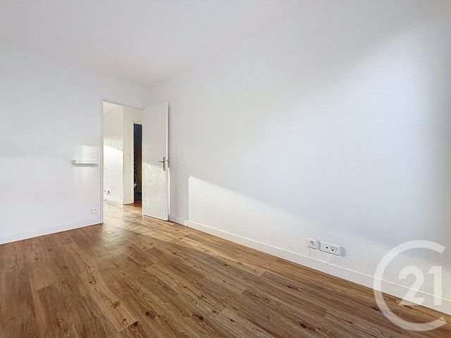 Appartement T3 à louer - 3 pièces - 56.18 m2 - RUEIL MALMAISON - 92 - ILE-DE-FRANCE - Century 21 Agence Jaurès