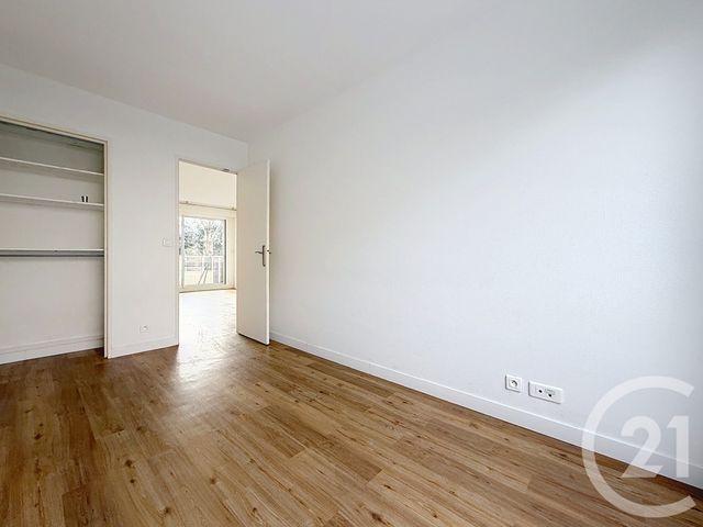 Appartement T3 à louer - 3 pièces - 56.18 m2 - RUEIL MALMAISON - 92 - ILE-DE-FRANCE - Century 21 Agence Jaurès