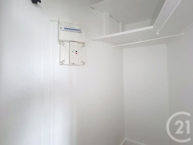 Appartement Studio à louer - 1 pièce - 28.19 m2 - PARIS - 75015 - ILE-DE-FRANCE - Century 21 Agence Jaurès