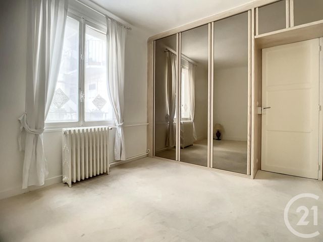 Appartement T4 à louer - 4 pièces - 104.92 m2 - PARIS - 75016 - ILE-DE-FRANCE - Century 21 Agence Jaurès