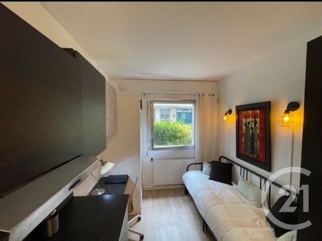 Appartement Studio à louer - 1 pièce - 9.2 m2 - PARIS - 75017 - ILE-DE-FRANCE - Century 21 Agence Jaurès