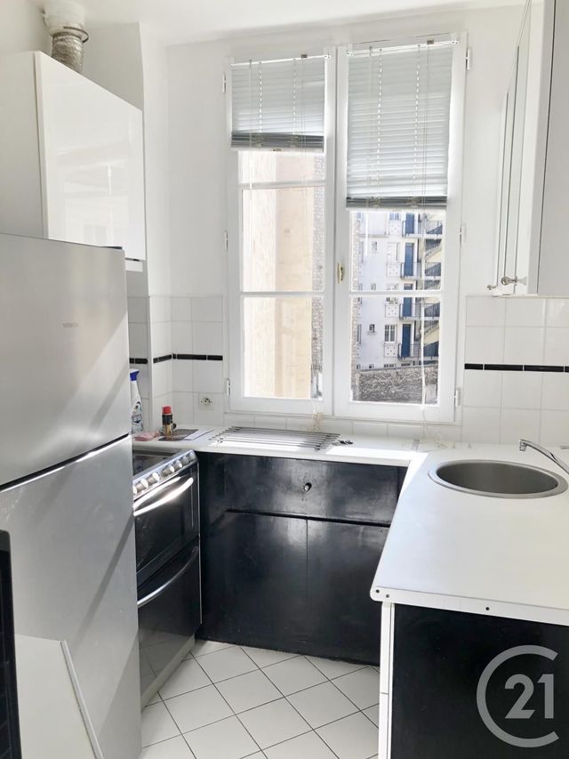 Appartement T2 à louer - 2 pièces - 48.8 m2 - PARIS - 75007 - ILE-DE-FRANCE - Century 21 Agence Jaurès