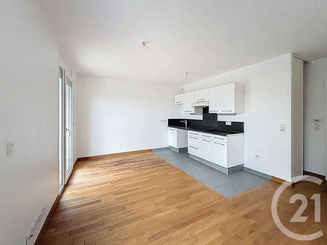 Appartement T2 à louer - 2 pièces - 46.41 m2 - ISSY LES MOULINEAUX - 92 - ILE-DE-FRANCE - Century 21 Agence Jaurès