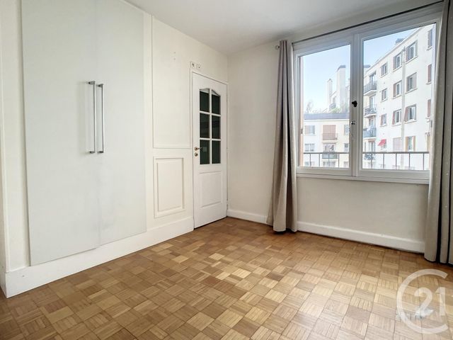 Appartement T2 à louer - 2 pièces - 42.42 m2 - PARIS - 75015 - ILE-DE-FRANCE - Century 21 Agence Jaurès