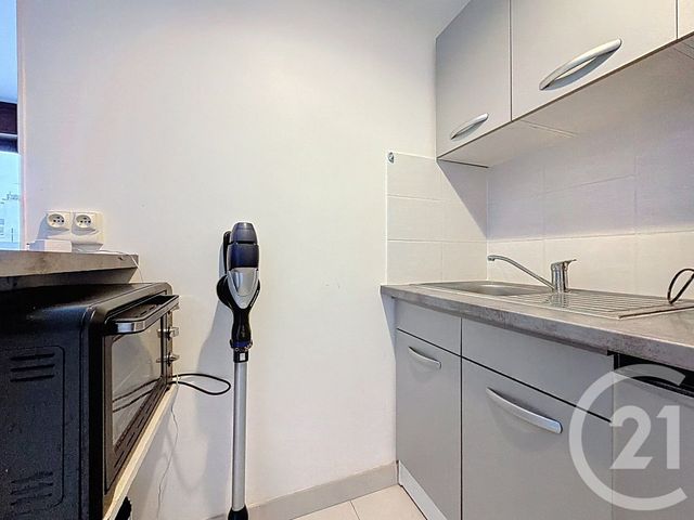 Appartement Studio à louer - 1 pièce - 25.32 m2 - NEUILLY SUR SEINE - 92 - ILE-DE-FRANCE - Century 21 Agence Jaurès