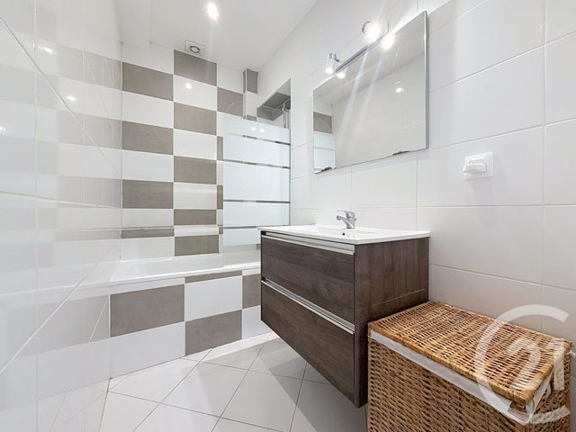 Appartement F3 à vendre - 3 pièces - 55.52 m2 - BOULOGNE BILLANCOURT - 92 - ILE-DE-FRANCE - Century 21 Agence Jaurès