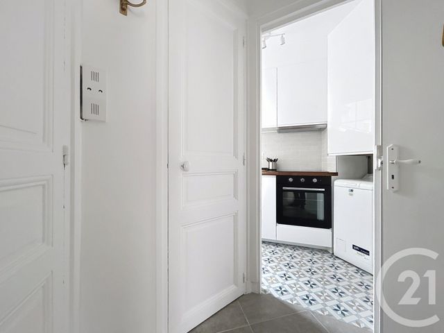 Appartement T2 à louer - 2 pièces - 32.77 m2 - PARIS - 75012 - ILE-DE-FRANCE - Century 21 Agence Jaurès