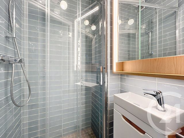 Appartement T2 à louer - 2 pièces - 32.77 m2 - PARIS - 75012 - ILE-DE-FRANCE - Century 21 Agence Jaurès