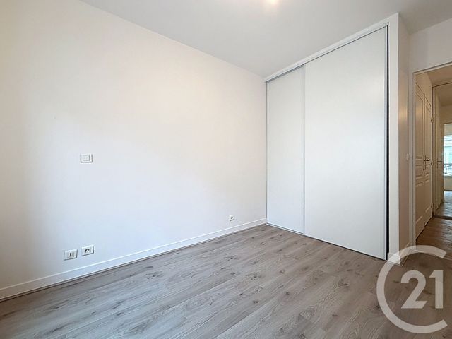 Appartement T2 à louer - 2 pièces - 43.03 m2 - ISSY LES MOULINEAUX - 92 - ILE-DE-FRANCE - Century 21 Agence Jaurès