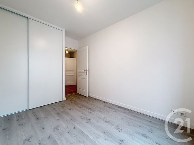 Appartement T2 à louer - 2 pièces - 43.03 m2 - ISSY LES MOULINEAUX - 92 - ILE-DE-FRANCE - Century 21 Agence Jaurès