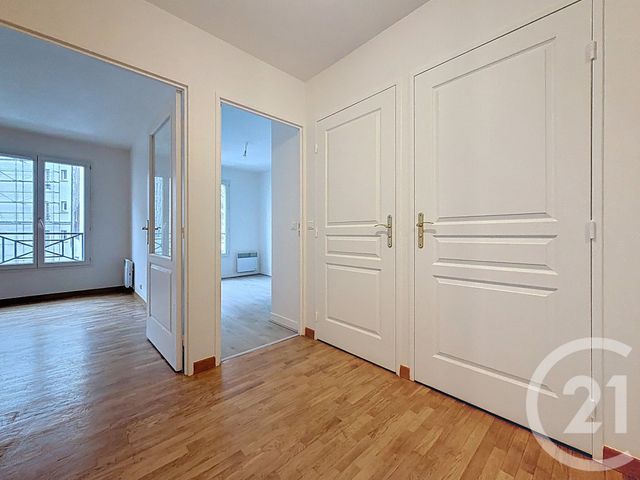Appartement T2 à louer - 2 pièces - 43.03 m2 - ISSY LES MOULINEAUX - 92 - ILE-DE-FRANCE - Century 21 Agence Jaurès