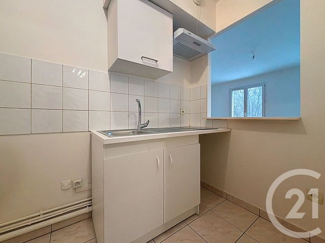 Appartement T2 à louer - 2 pièces - 43.03 m2 - ISSY LES MOULINEAUX - 92 - ILE-DE-FRANCE - Century 21 Agence Jaurès
