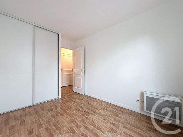 Appartement T2 à louer - 2 pièces - 43.66 m2 - LA GARENNE COLOMBES - 92 - ILE-DE-FRANCE - Century 21 Agence Jaurès