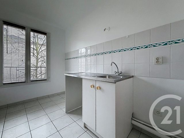 Appartement T2 à louer - 2 pièces - 43.66 m2 - LA GARENNE COLOMBES - 92 - ILE-DE-FRANCE - Century 21 Agence Jaurès