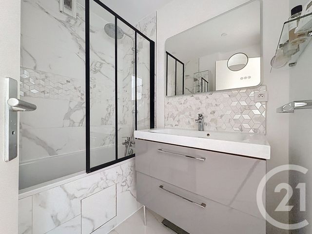 Appartement F3 à vendre - 3 pièces - 68.47 m2 - VAUCRESSON - 92 - ILE-DE-FRANCE - Century 21 Agence Jaurès